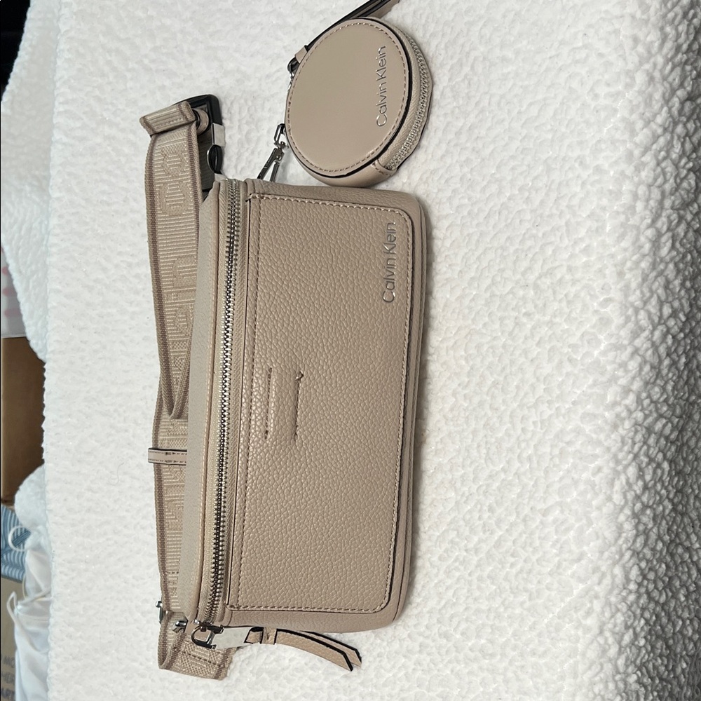 Calvin Klein Beige Belt Bag / Crossbody with removable coin purse